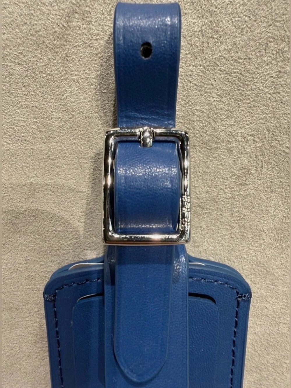 NEW Tumi 3.625” x 2.25” Leather Luggage Name Tag w/ Buckle - NAVY BLUE